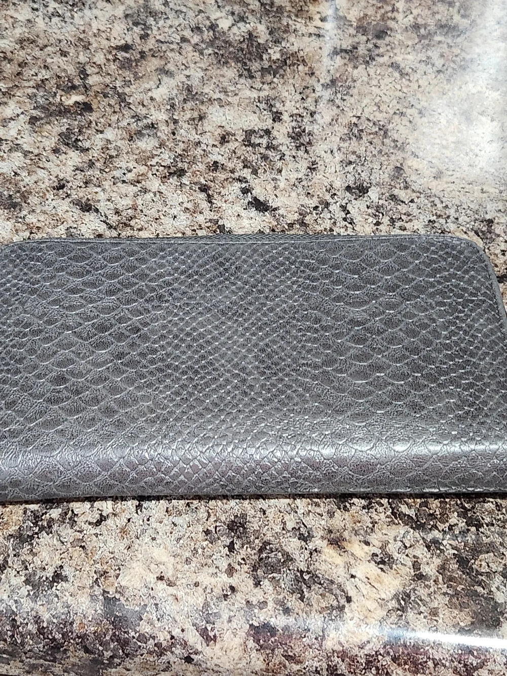 Jewell Thirty One Wallet